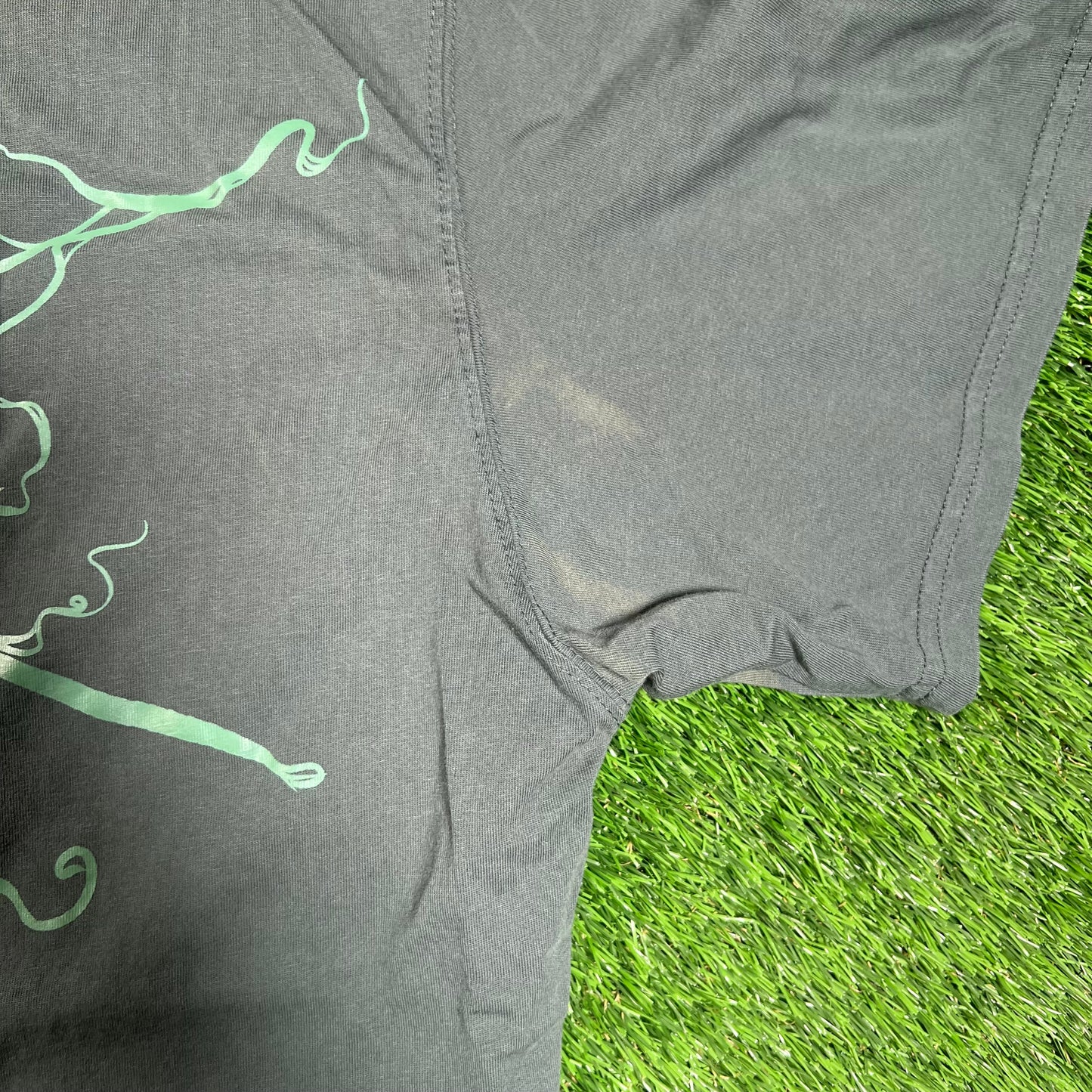 Nike SB OC Spider Glow-in-the-Dark Green Tee Size 3XL NEW v18291