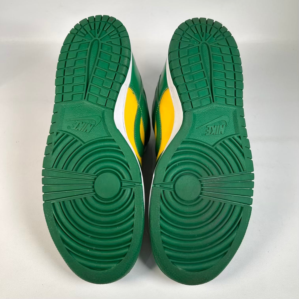 Nike Dunk Low Brazil (2023) Size 9.5 USED s23576