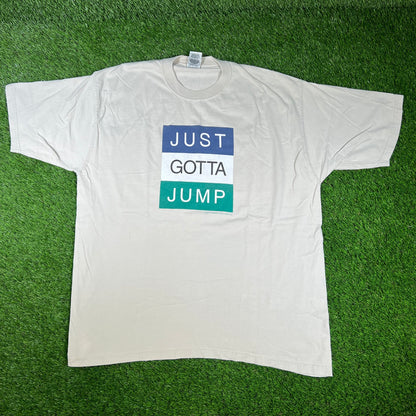 1997 "Just Gotta Jump" Cream Tee Size XL USED v16661