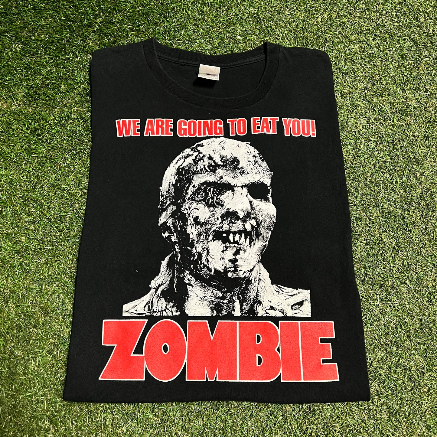 Y2K Zombie "We are Going to Eat You!" Black Tee Size XL USED v16111