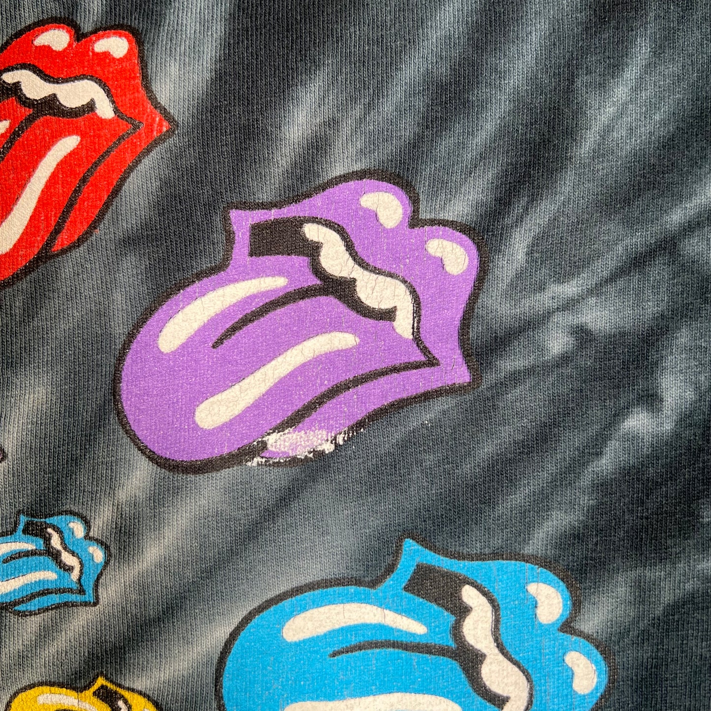 2005 Rolling Stones Tie Dye Tour Tee Size Small USED v16622