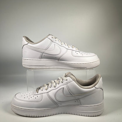 Nike Air Force White (2022) Size 11 USED S18910