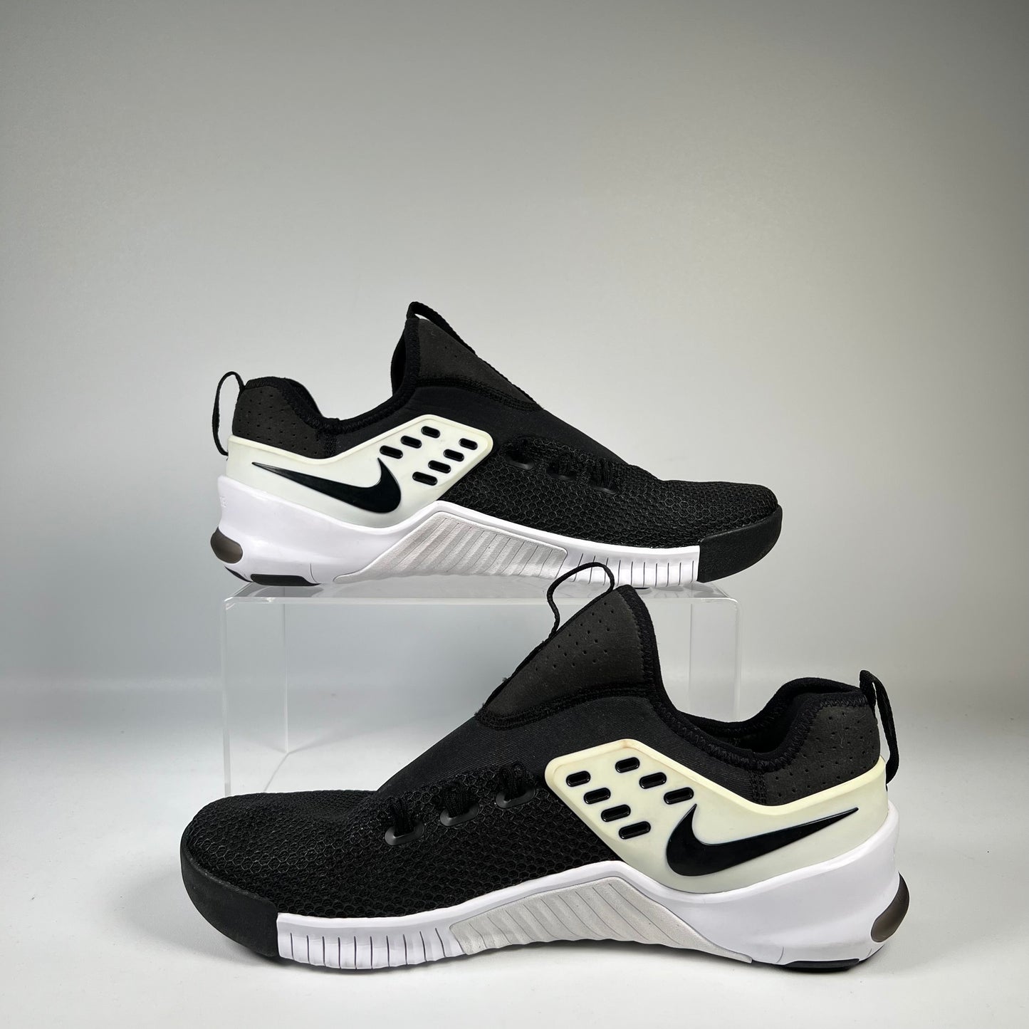 Nike Metcon Black/White SAMPLES (2017) Size 10 USED s19519