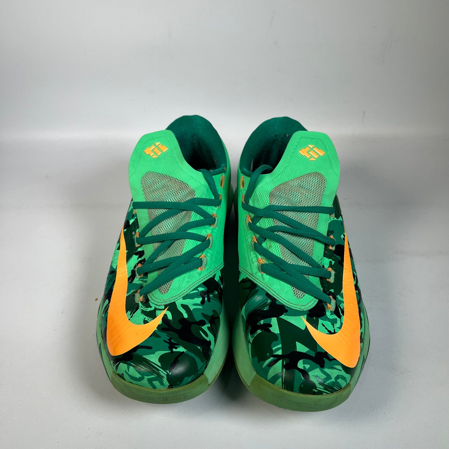 Nike KD 6 Easter (2014) Size 8.5 USED s22126
