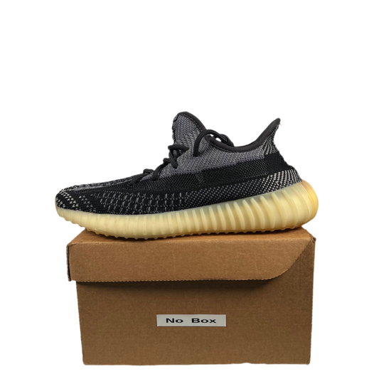 Yeezy 350 Carbon (2020) Size 5.5 USED s18426