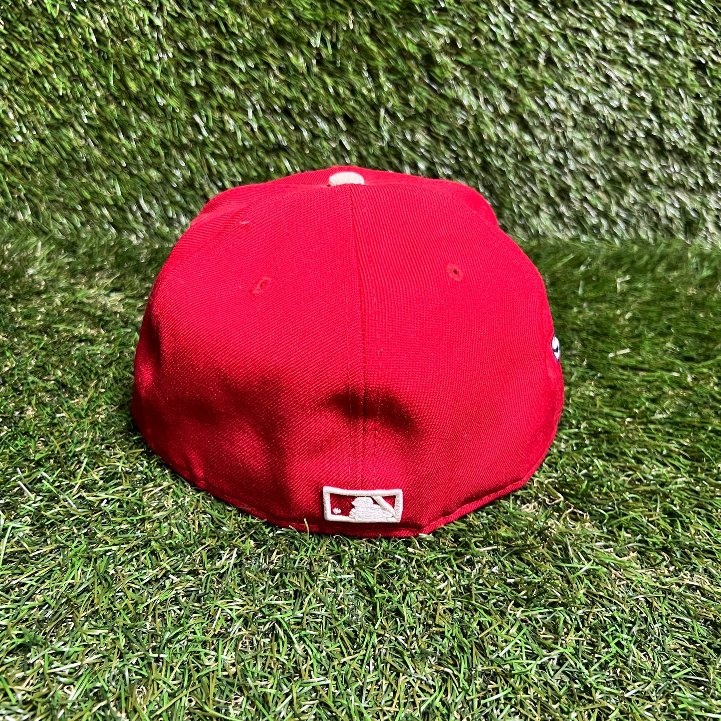 2008 New Era MLB World Series Red Hat Size 7 1/2 USED v15980