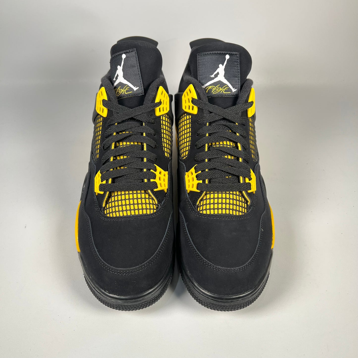 Jordan 4 Thunder (2023) Size 12 NEW s18668