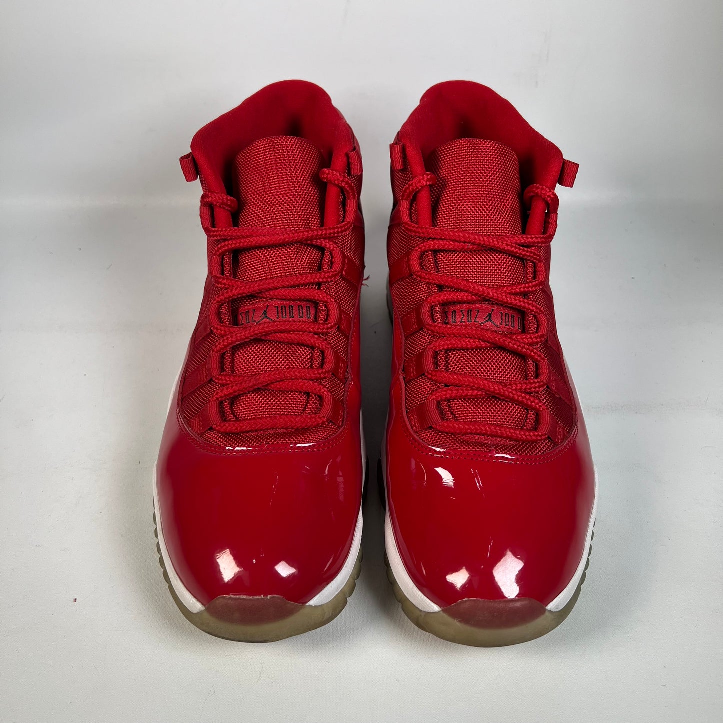 Jordan 11 Win Like 96 (2017) Size 10.5 USED s21150