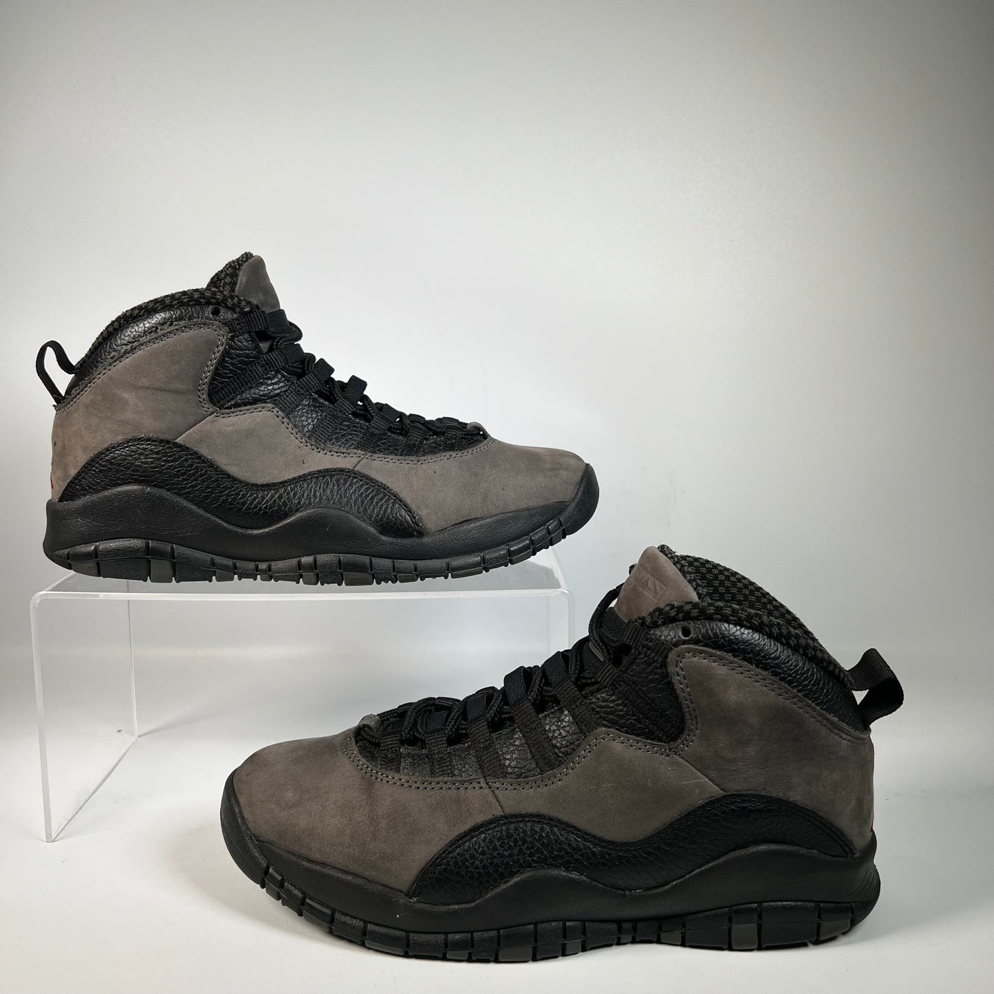 Jordan 10 Shadow (2018) Size 8.5 USED s22513
