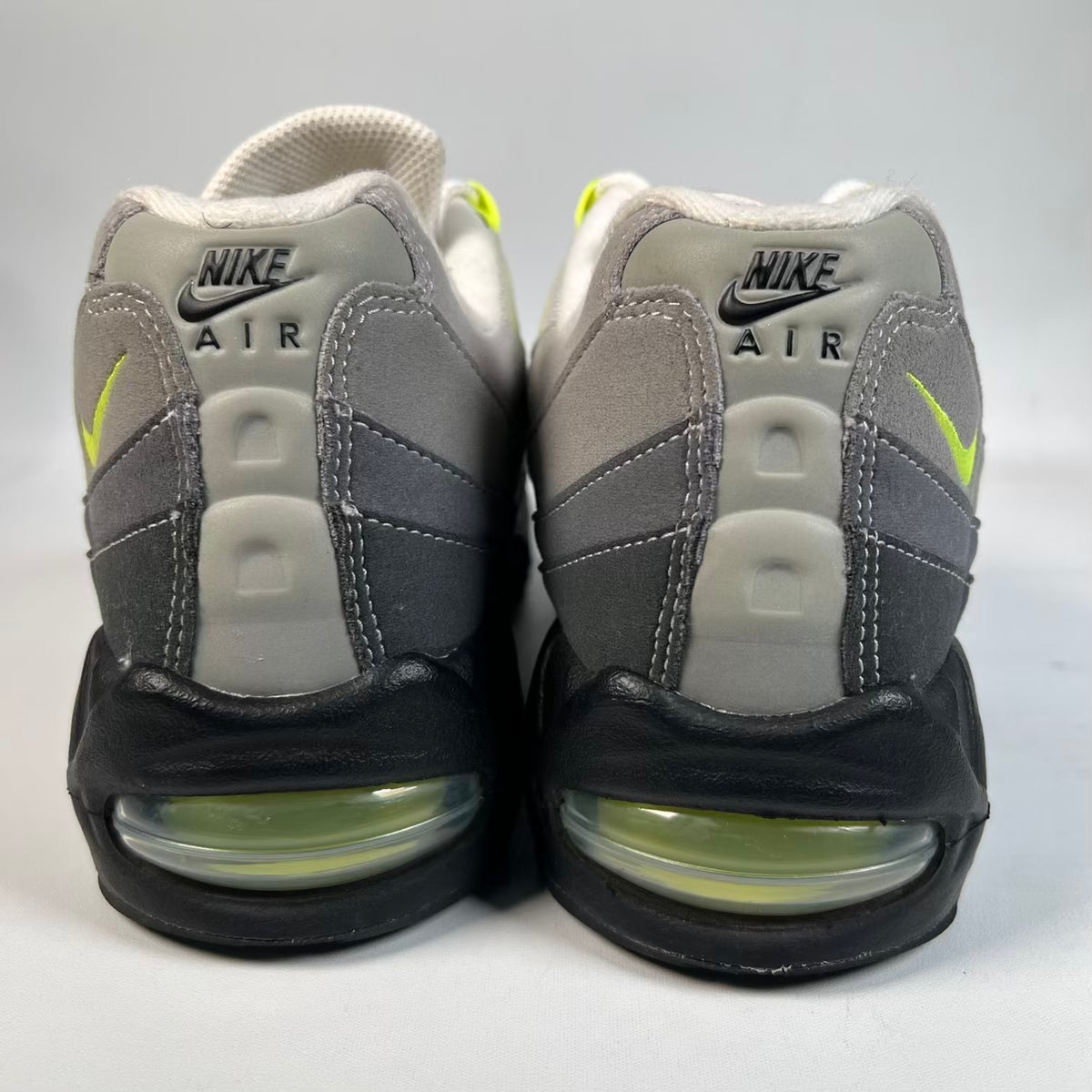 Nike Air Max 95 Big Bubble Neon (2025) Size 9 USED s23490