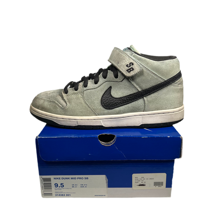 Nike SB Dunk Mid Sea Crystal Ice Green (2009) Size 9.5 USED s17775