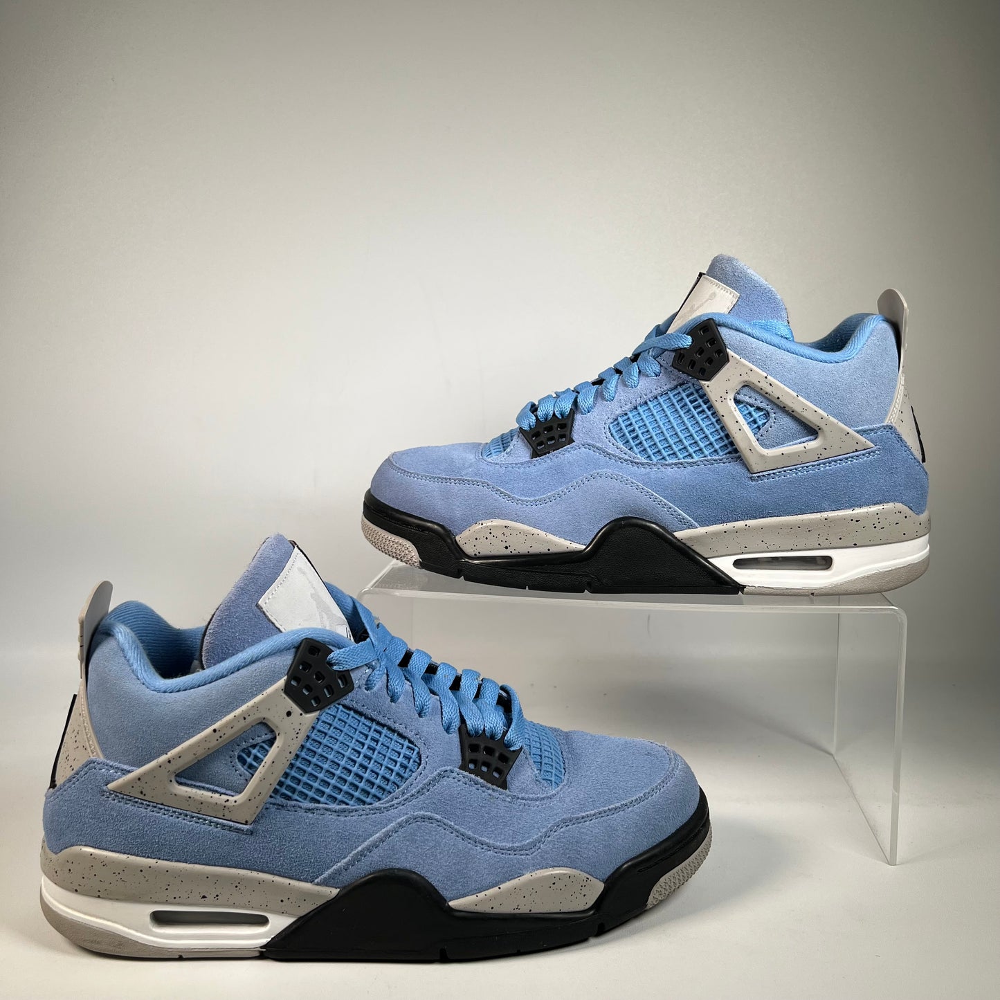 Jordan 4 University Blue (2021) Size 9 USED s22372