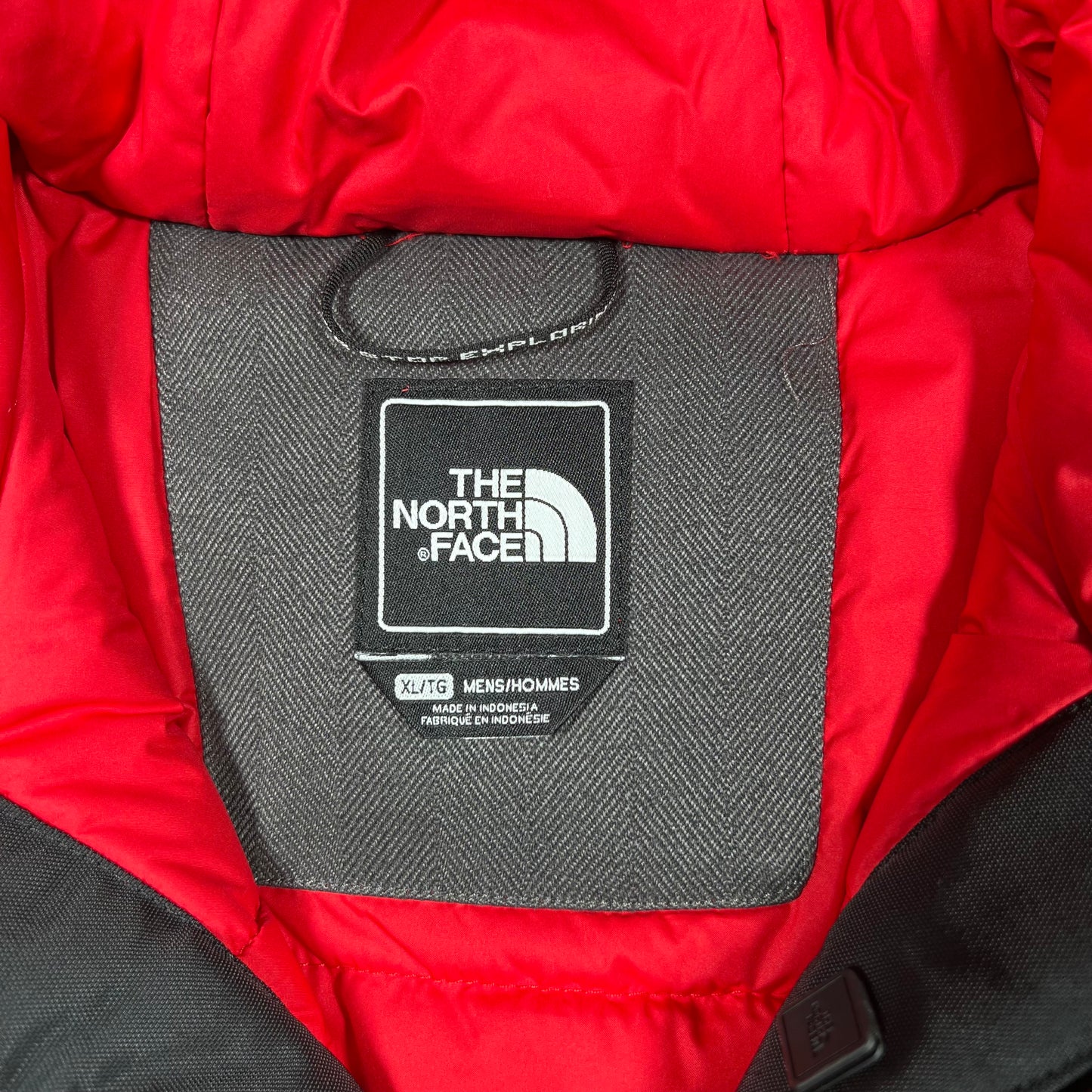 North Face Hyvent Grey Plaid / Black Jacket Size XL USED v16905