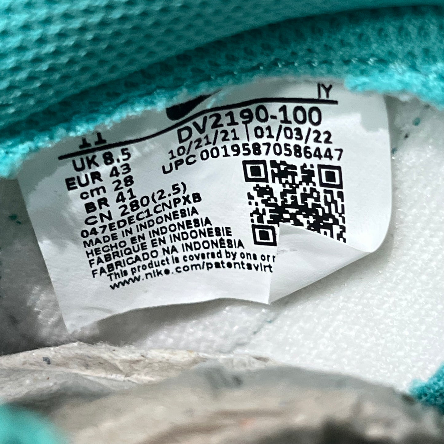 Nike Dunk Low Teal Zeal (2022) Size 9.5m / 11w NEW s19914