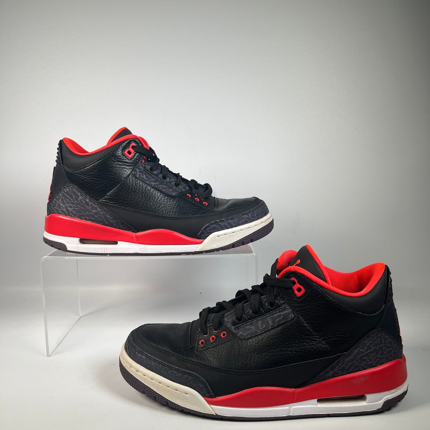Jordan 3 Crimson (2013) Size 9 USED s22456