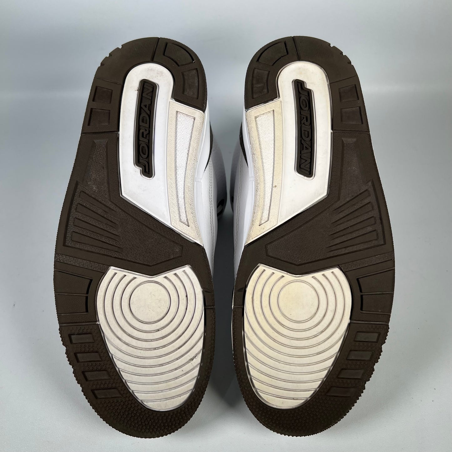 Jordan 3 Mocha (2018) Size 10 USED S18982