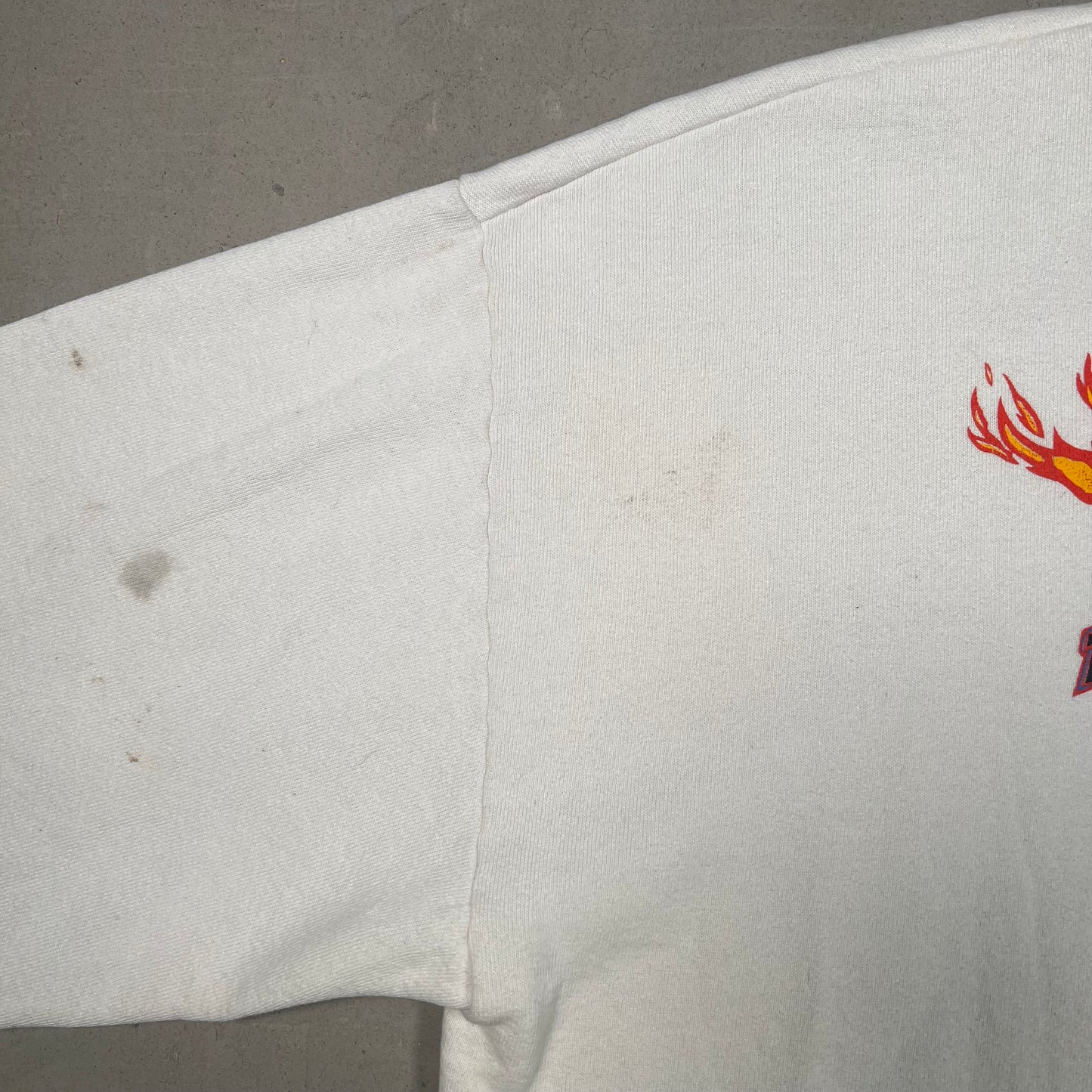 1980s Harley Davidson White Crewneck Thrashed Size XL USED v19380