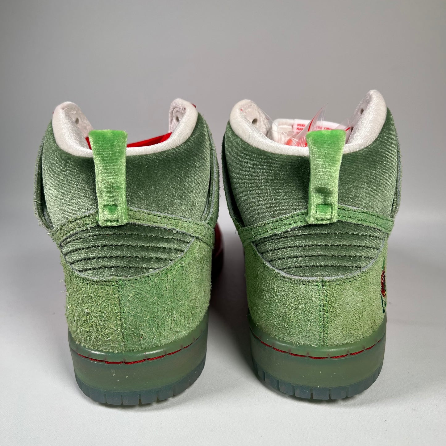 Nike SB Dunk High Strawberry Cough (2021) Size 9 NEW s19656