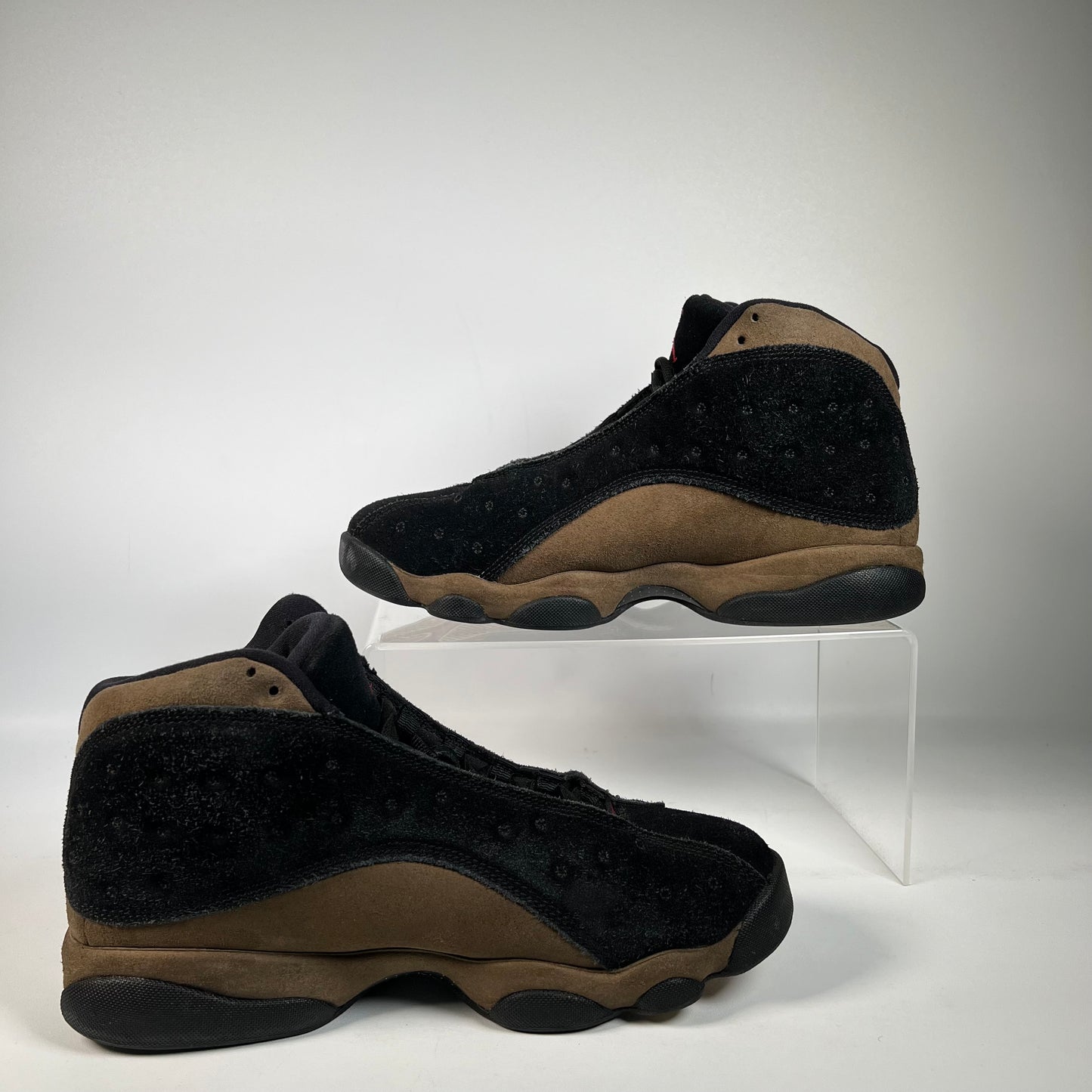Jordan 13 Olive (2018) Size 8.5 USED s22517