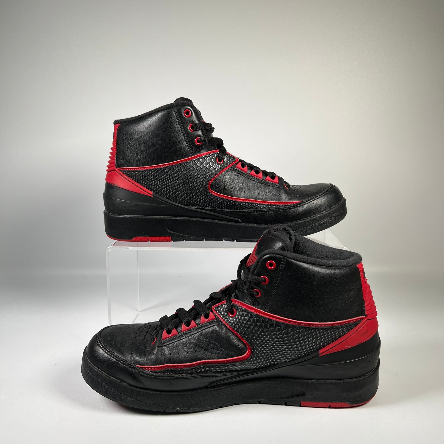 Jordan 2 Alternate 87 (2016) Size 7.5 USED s19257