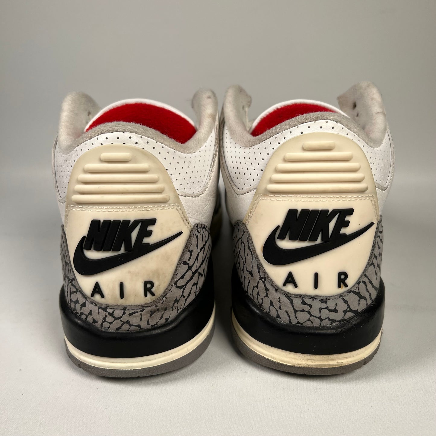 Jordan 3 White Cement Reimagined (2023) Size 7 USED s19572