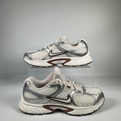 Nike V5 RNR Sail Fauna Brown (2025) Size 8m / 9.5w USED s18979