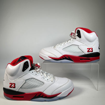 Jordan 5 Fire Red Black Tongue (2025) Size 9.5 USED s22355