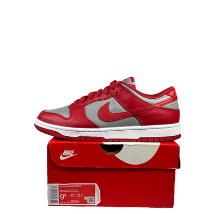 Nike Dunk Low UNLV (2021) Size 9.5 NEW s19919