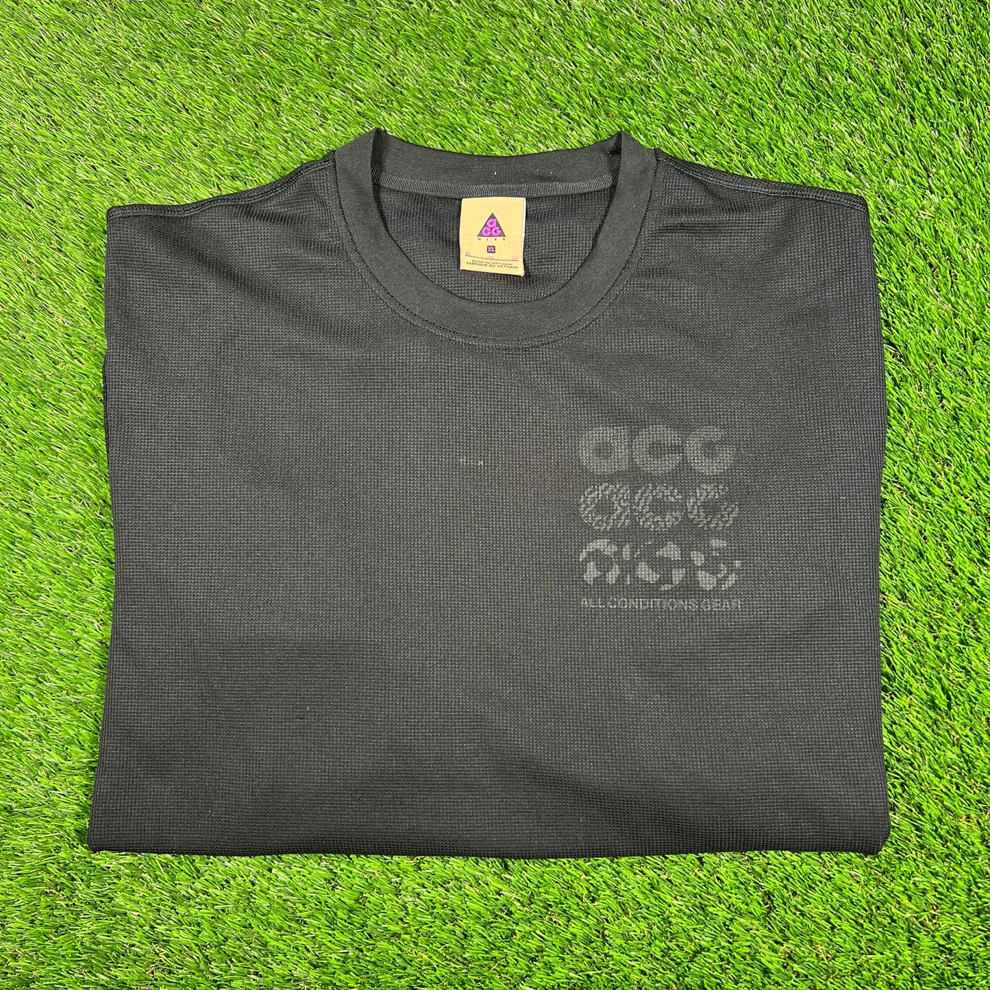 Nike ACG Black on Black Waffle Thermal Longsleeve Size XL USED x14814