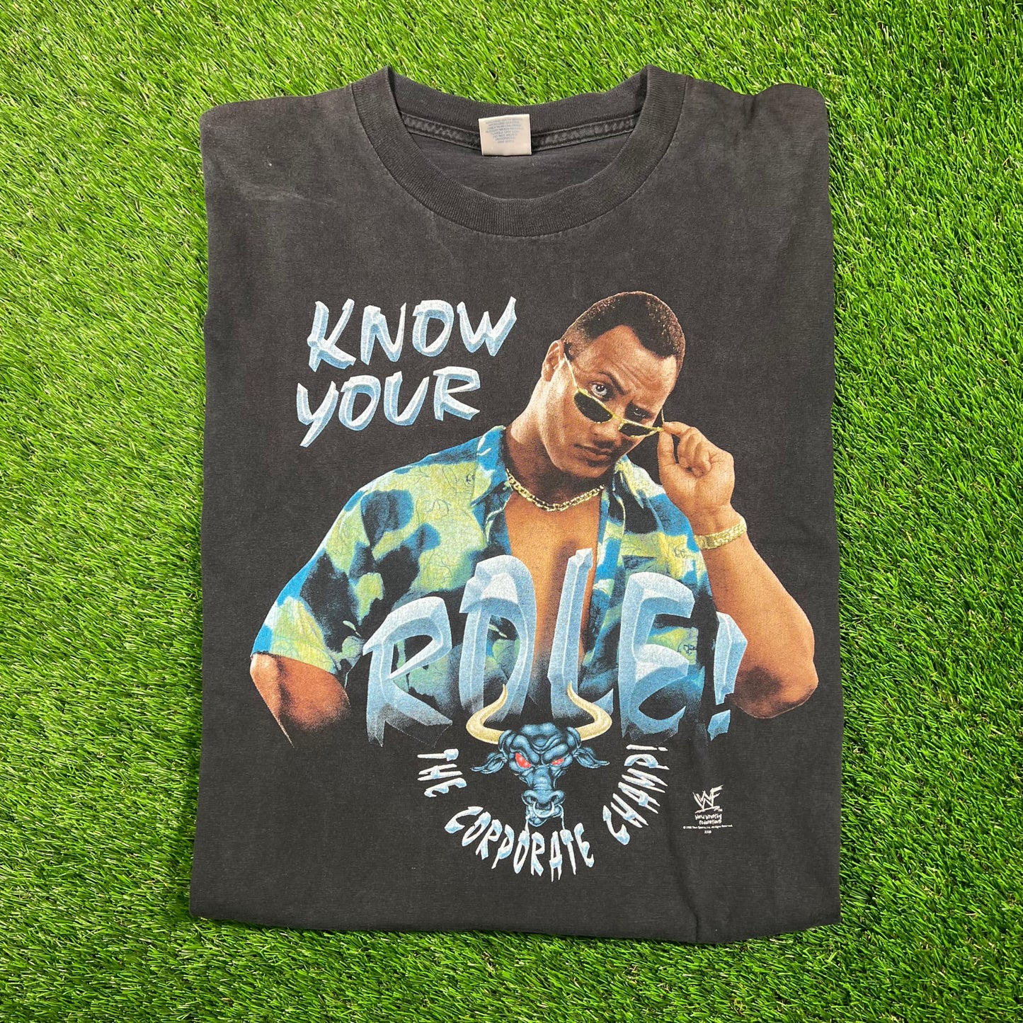 1998 WWE The Rock "Know Your Role, The Corporate Champ" Black Tee Size Large USED v18779