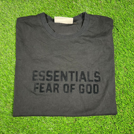 FOG Essentials Black Felt Logo Tee Size XL USED v16764