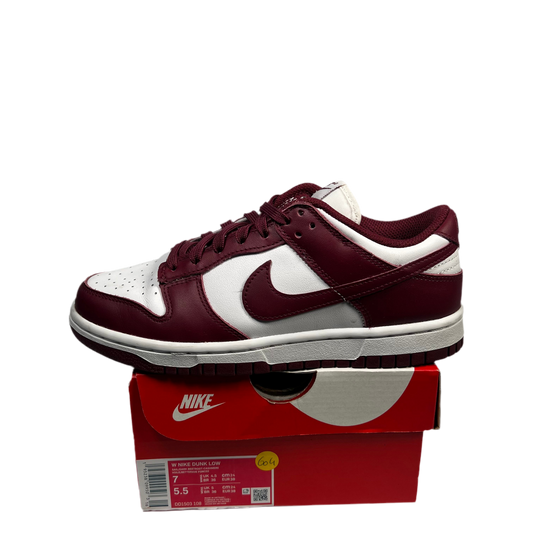 Nike Dunk Low Bordeaux Size 5.5M/7W USED s17472
