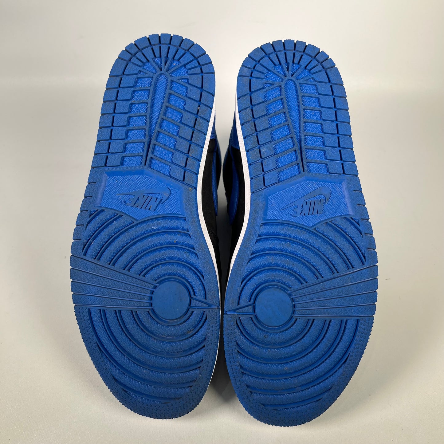 Jordan 1 Royal Reimagined (2023) Size 7.5 USED s18782
