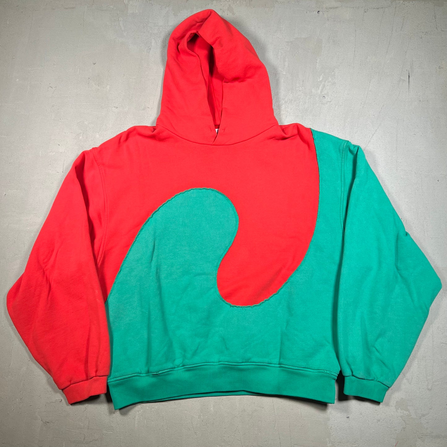 ERL Red Green Swirl Hoodie Size Large USED x17433