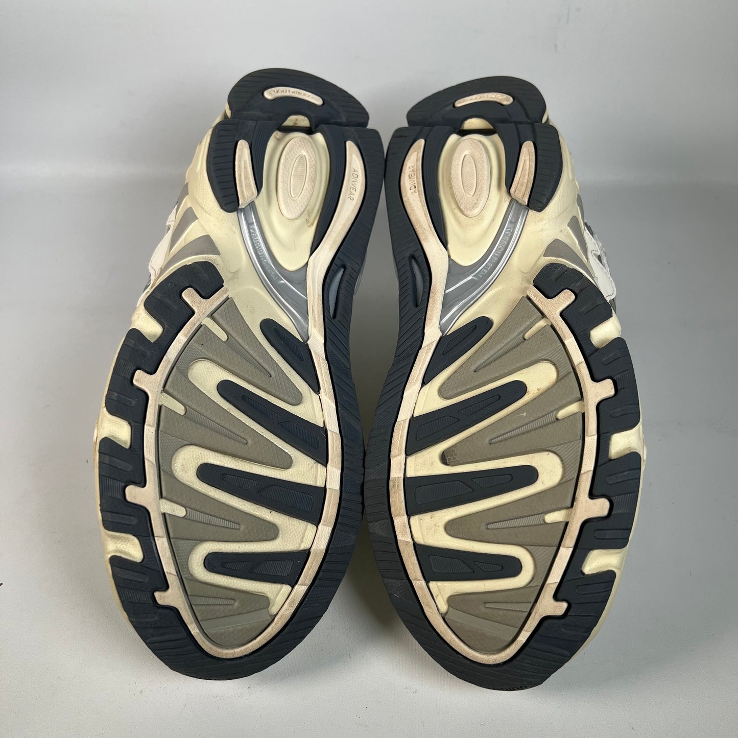 Adidas Bad Bunny Response CL (2022) Size 9.5 USED s21750