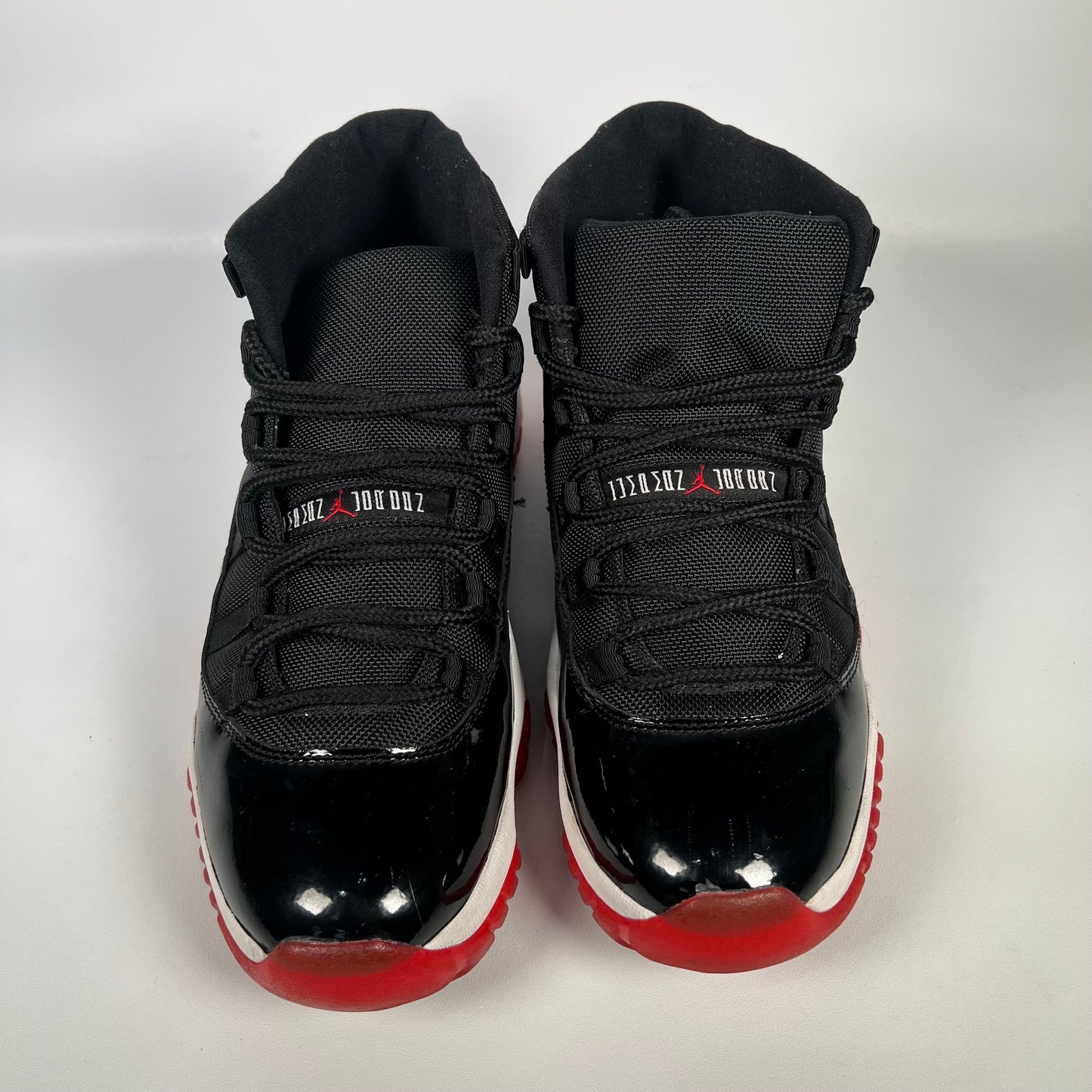 Jordan 11 Playoffs CDP (2008) Size 9.5 USED s17706