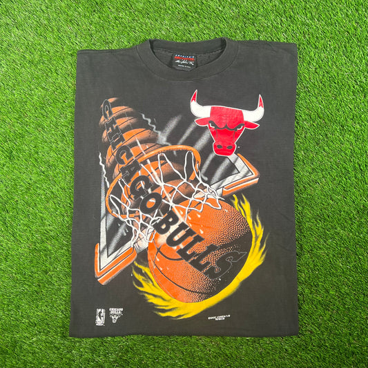 1990s Chicago Bulls Flaming Dunking Ball Black Tee Size XL USED v17807