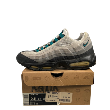 Nike Air Max 95 Freshwater (2009) Size 9.5 USED s18168