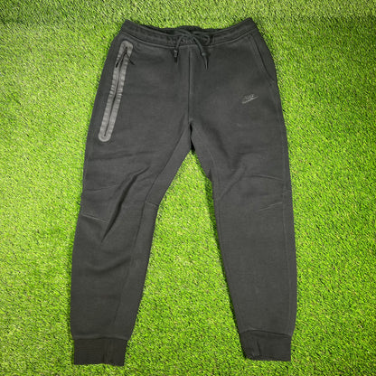 Nike Black Tech Pants Size Large USED v16564