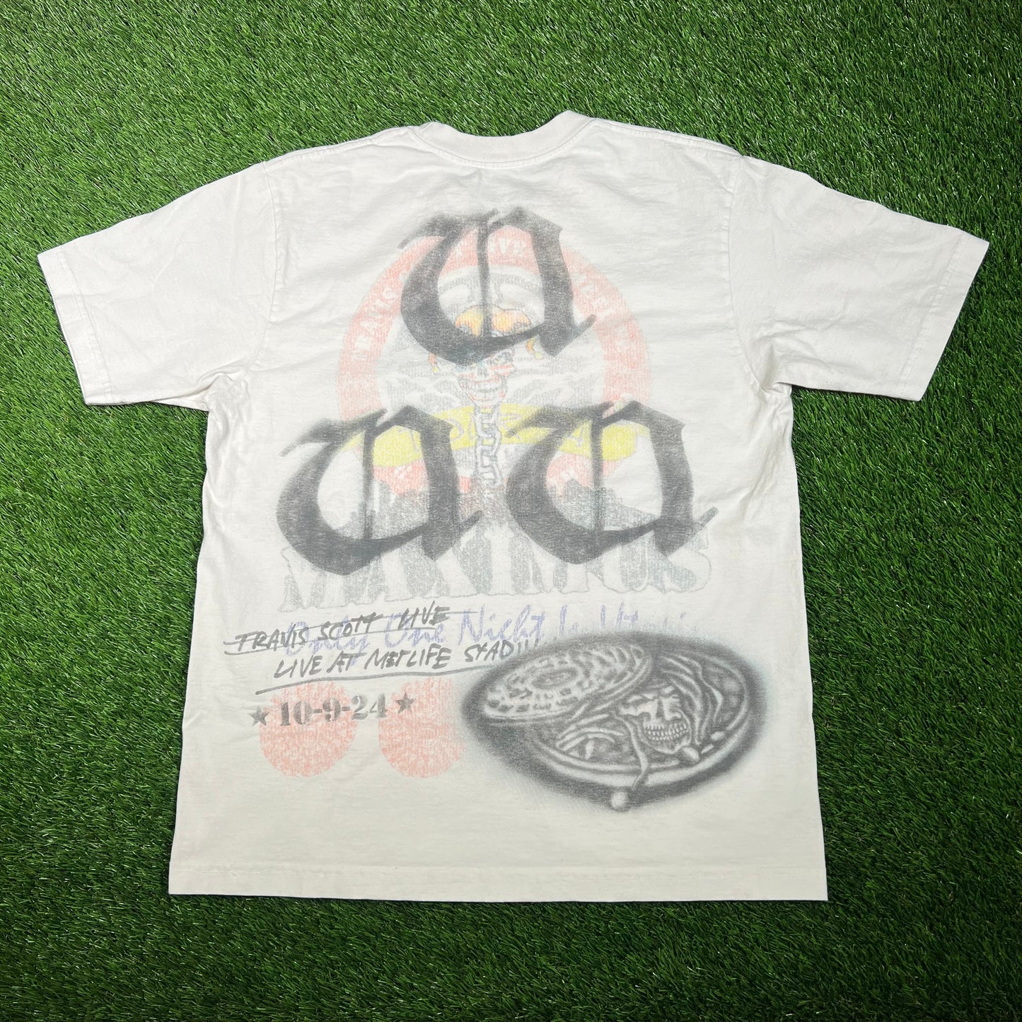 Travis Scott Utopia White Metlife Tee Size Medium USED x15297