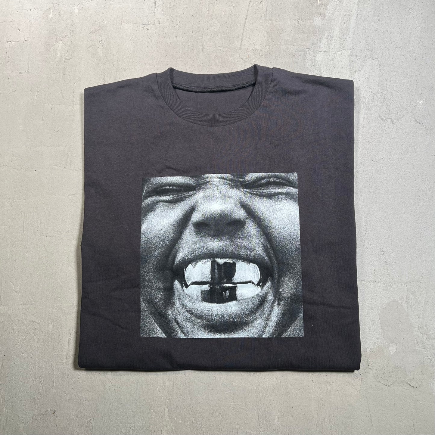Yeezy Bully Album Cover TS-07 (w/CD) Black Tee Size Small NEW x17039