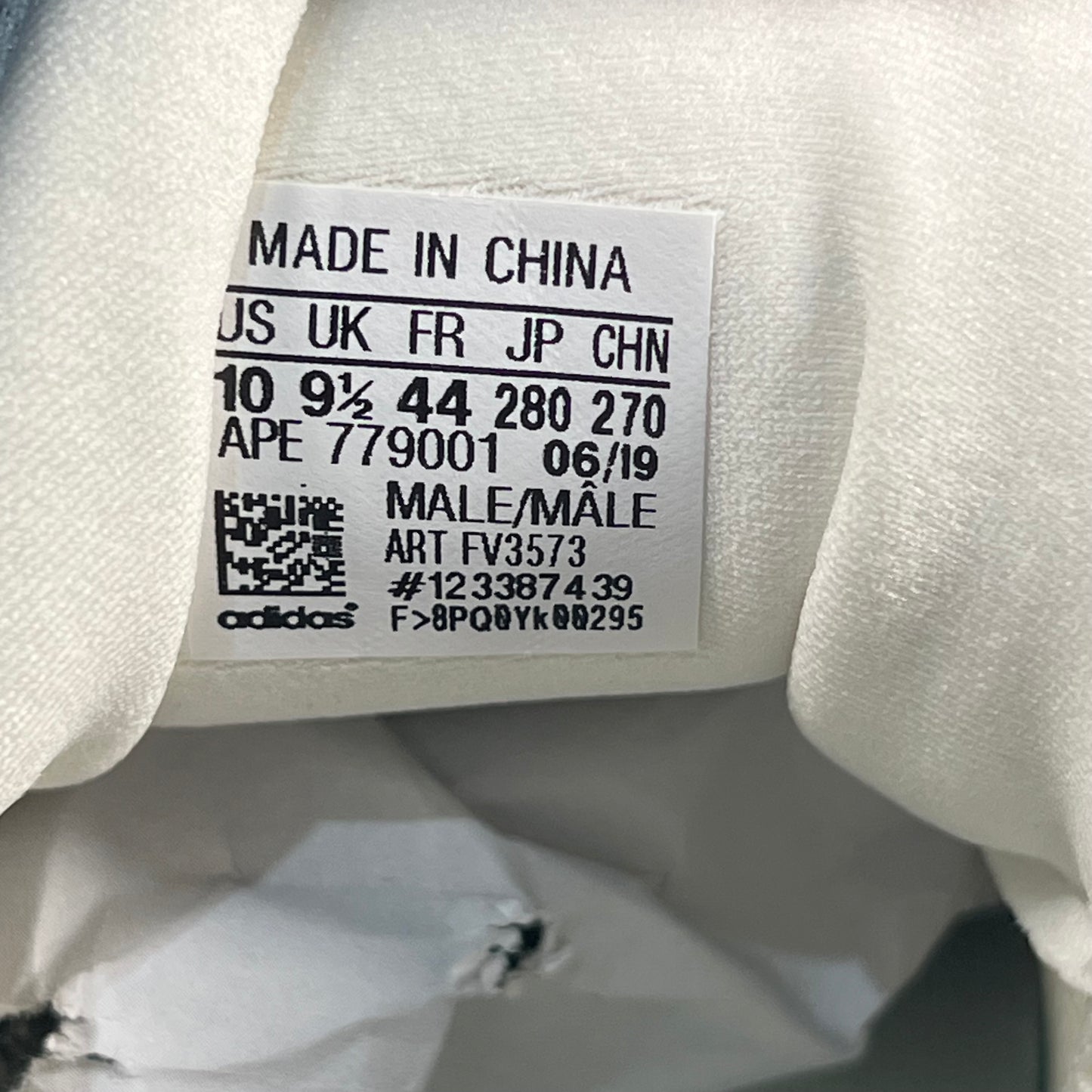 Yeezy 500 Bone White Size 10 NEW s16119