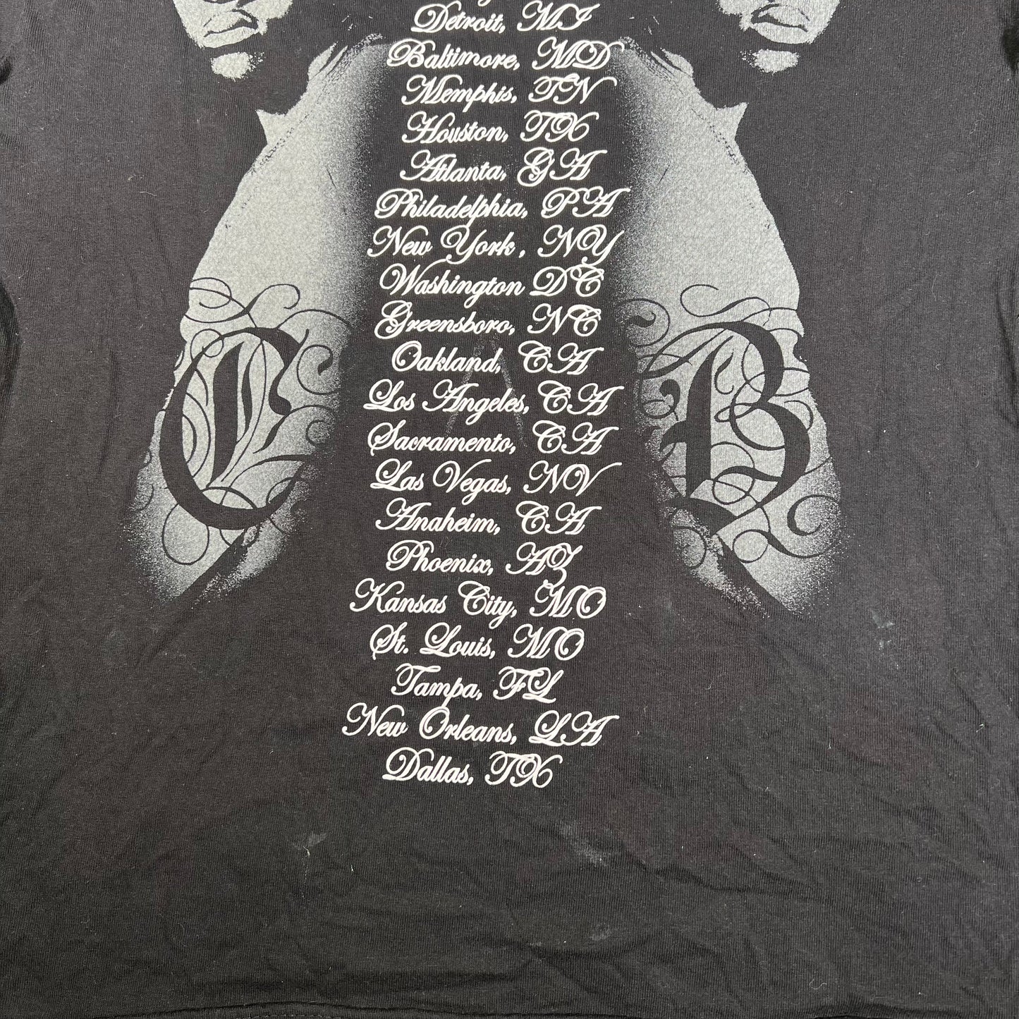 2007 Chris Brown Exclusive Black Tee Size Small USED v18049