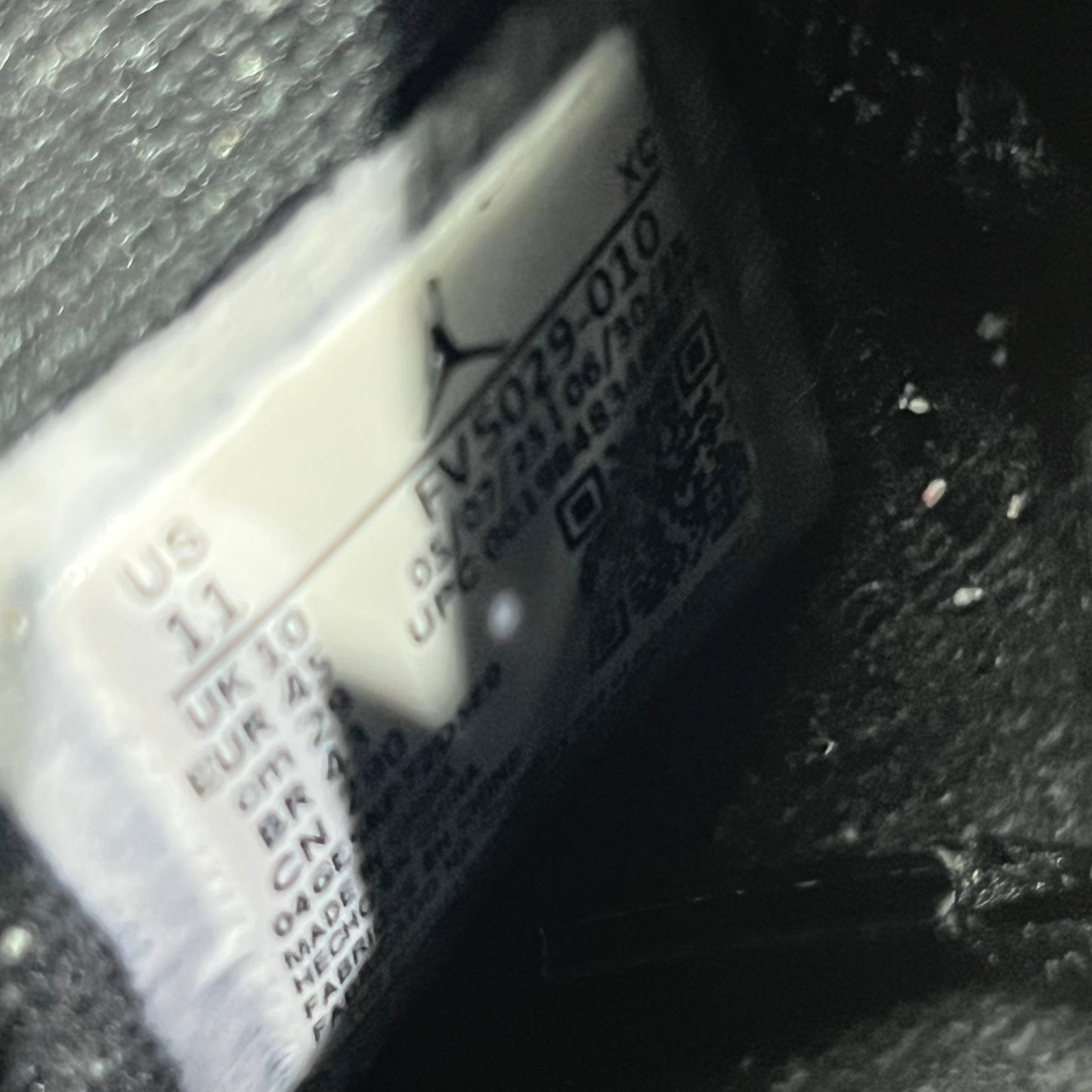 Jordan 4 Black Cat (2025) Size 11 USED s22510