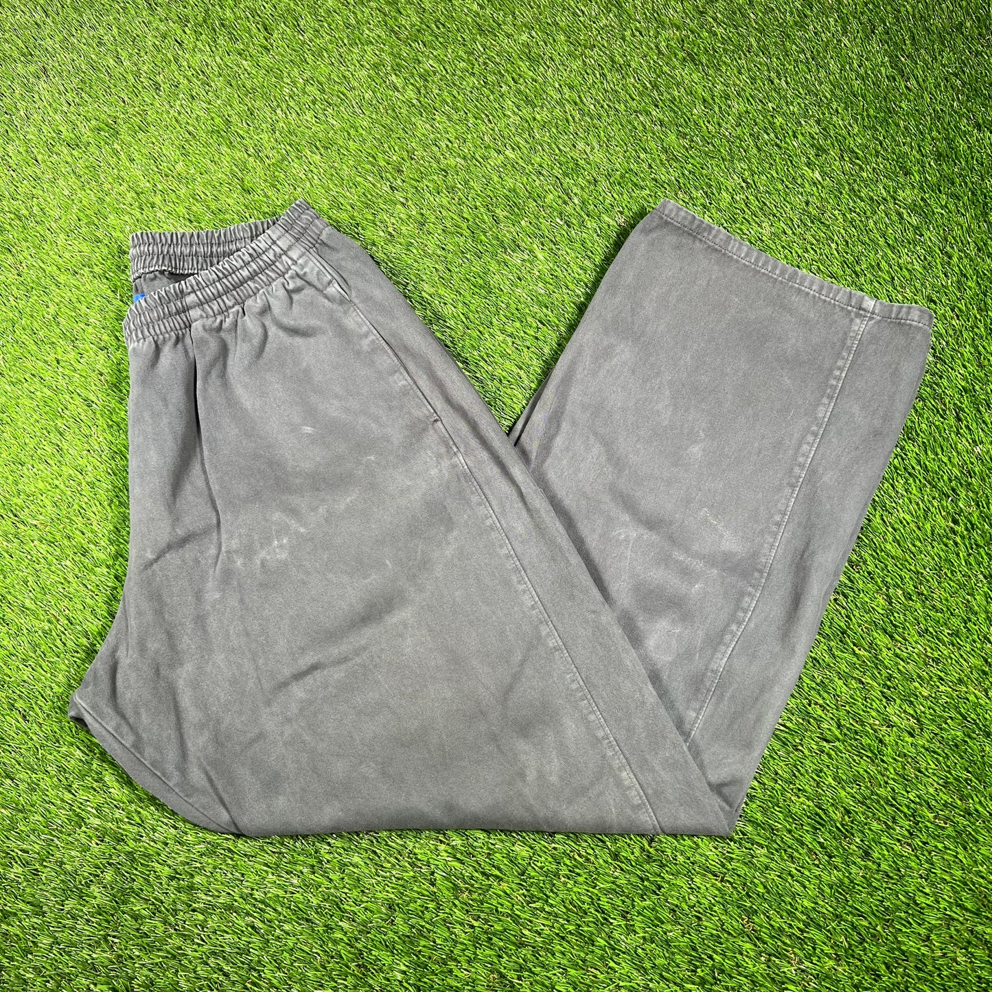 Yeezy Gap Dark Grey Pants Size Medium USED x15163