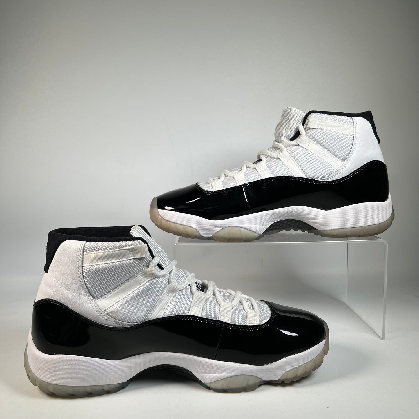 Jordan 11 Concord (2018) Size 10.5 USED s21950