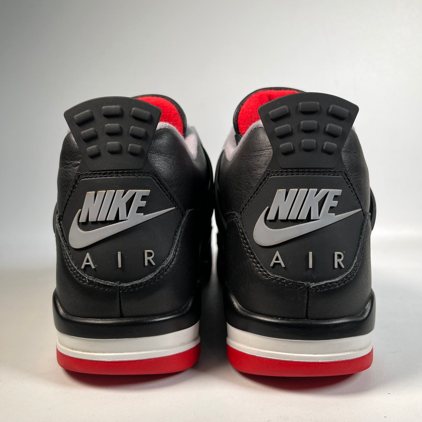 Jordan 4 Bred Reimagined (2024) Size 10 USED s22123