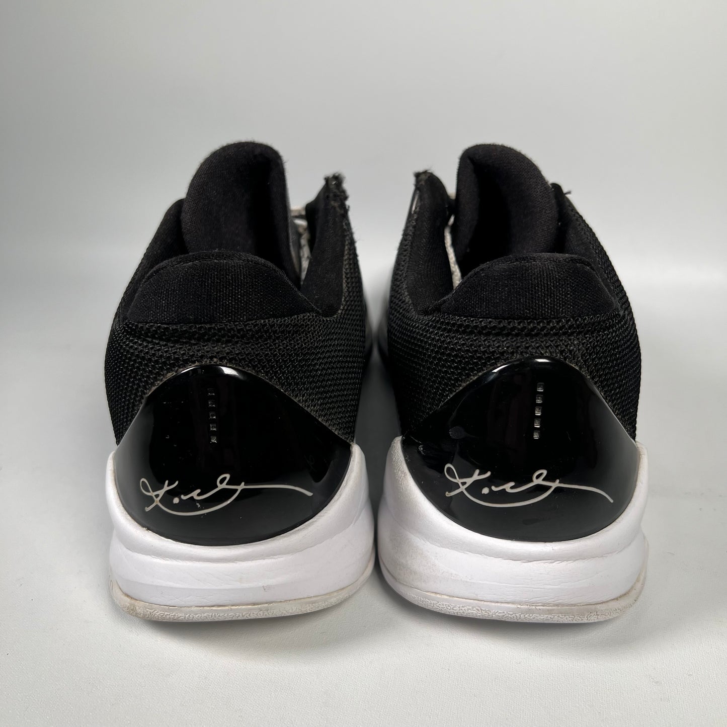 Kobe 5 Silver Black Low SAMPLES Size 8 USED s13779