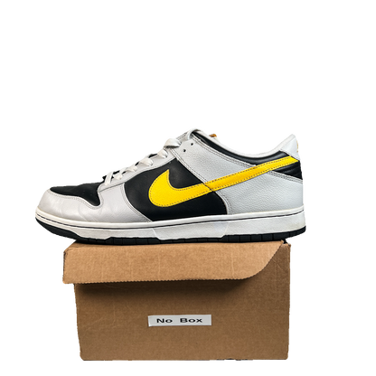 Nike Dunk Low Black Varsity Maize (2005) Size 12 USED s22579