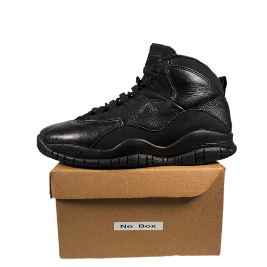 Jordan 10 Blackout (2005) Size 8.5 USED (WEAR AT OWN RISK) s18235